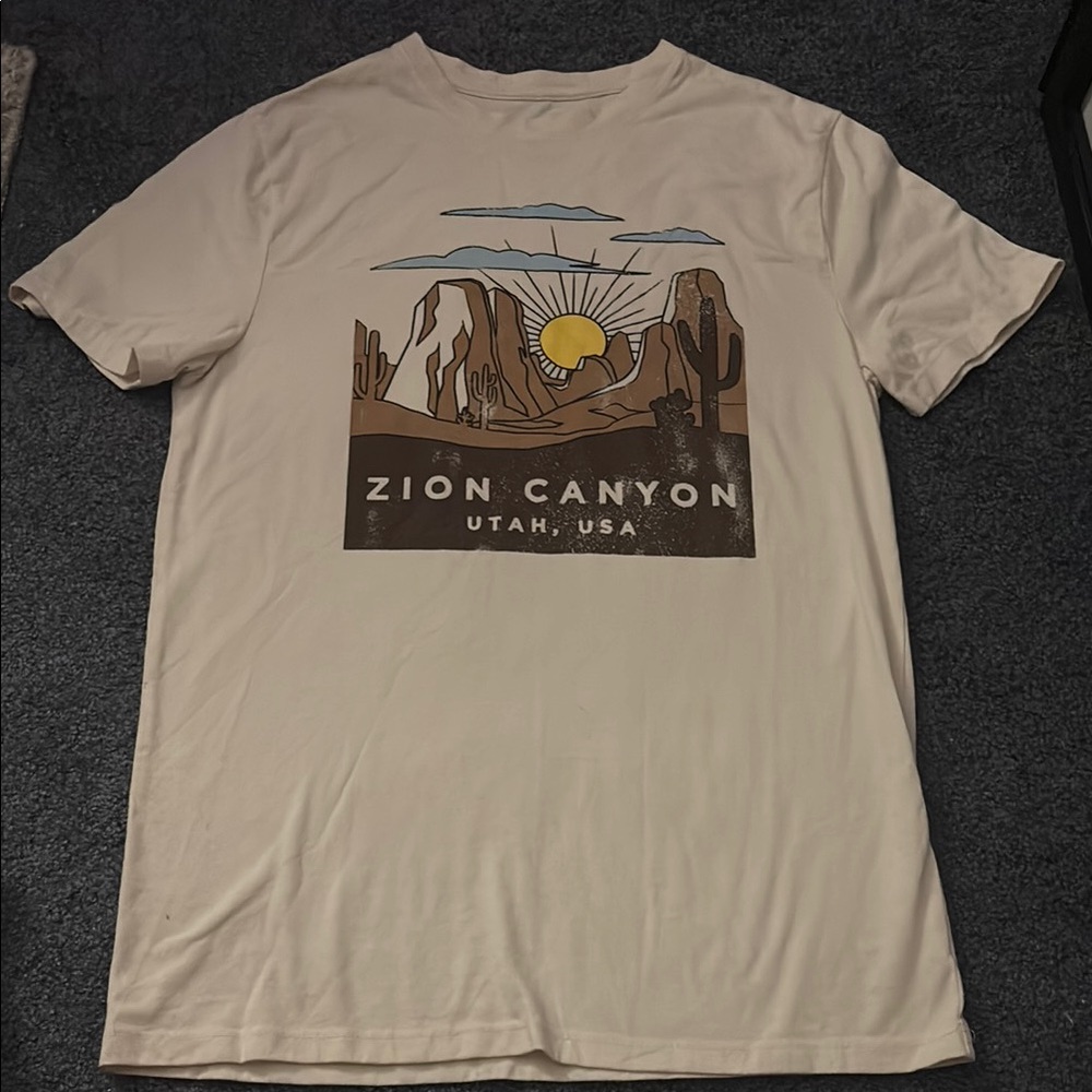 Goodfellow & Co Cream and Brown Short Sleeve Tees
